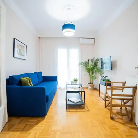 F & B Collection - Flat For 4 *