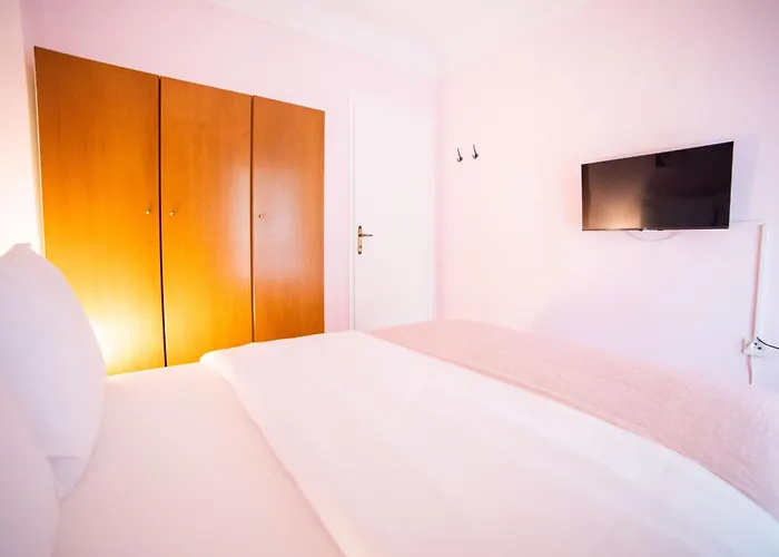 F & B Collection - Flat For 4 Apartament *